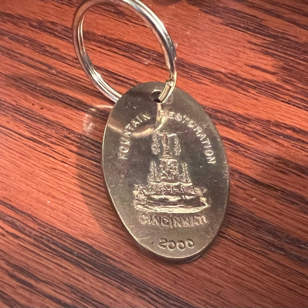 Cincinnati Fountain Square restoration keychain